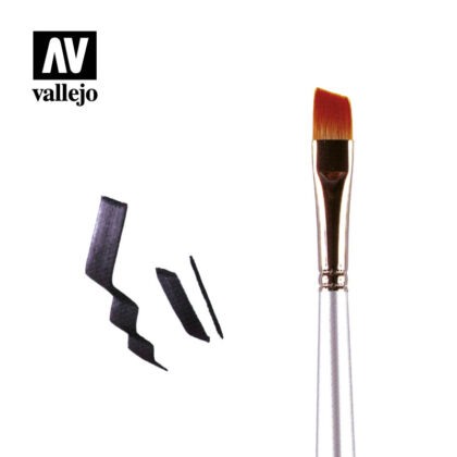 Angled shader brush Vallejo PM04